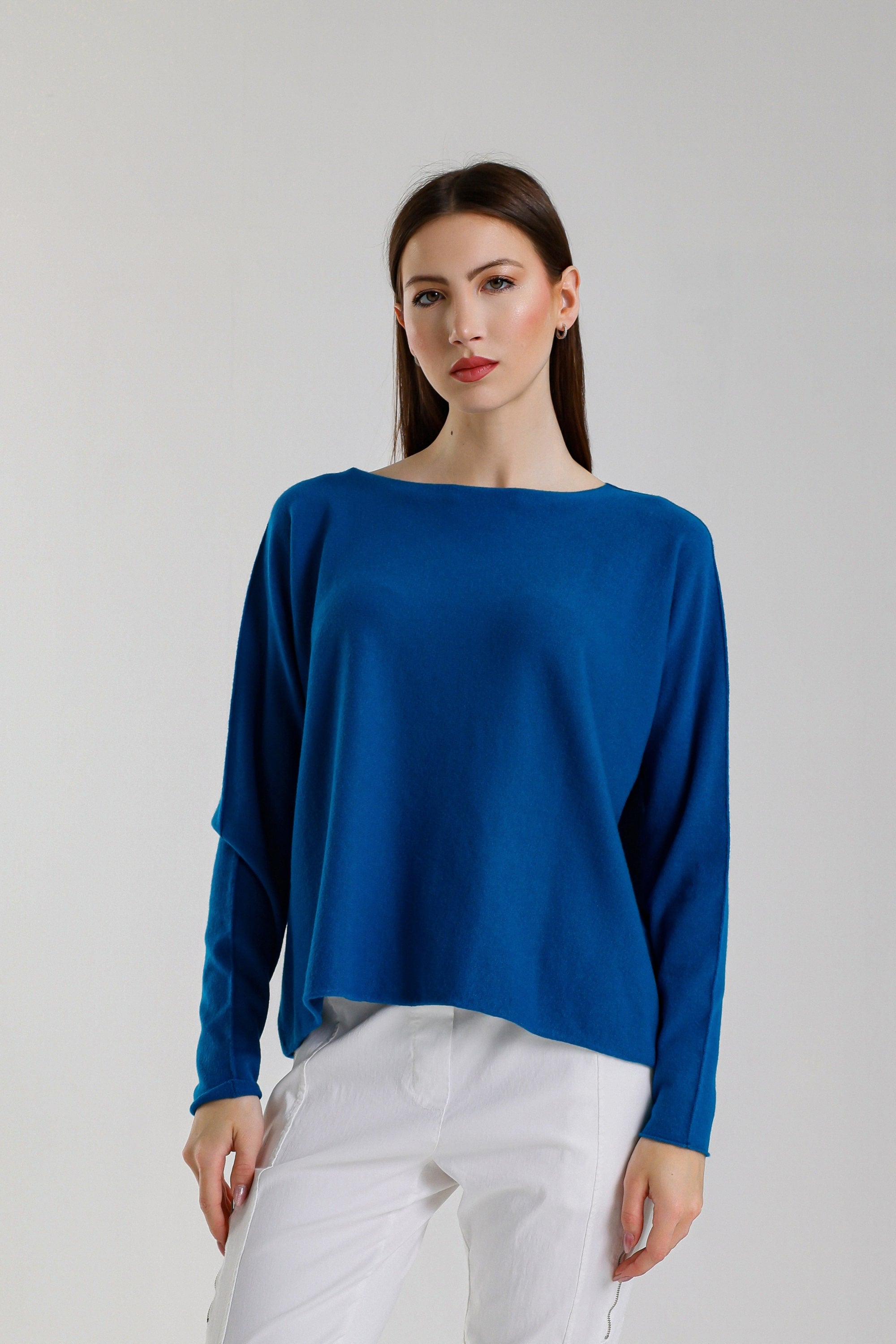 Laurin Seriously Soft Jewel Neck Sweater (BLS425) – TINA Stephens