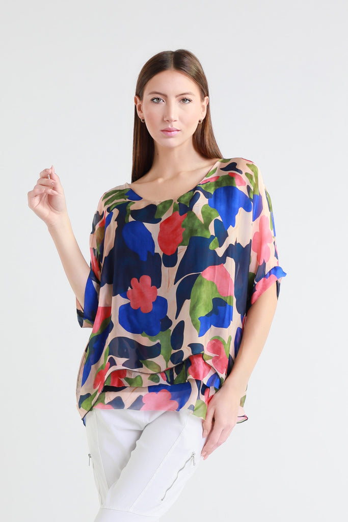 BQ209M 409 Navy Matisse Adriana 3/4 Slv Silk Double Raw Edge Top