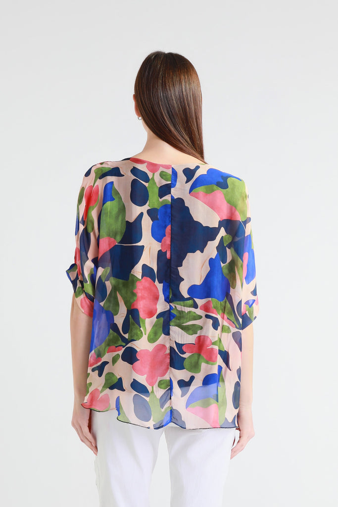 BQ209M 409 Navy Matisse Adriana 3/4 Slv Silk Double Raw Edge Top