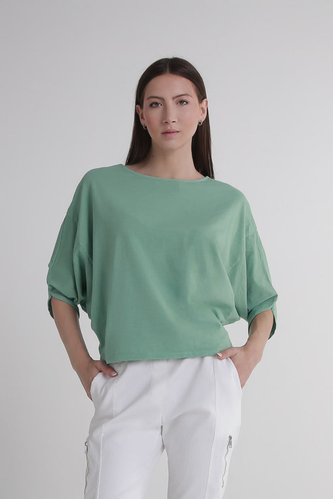 BSS171 324 Lake Omaria SS Batwing Crop Top
