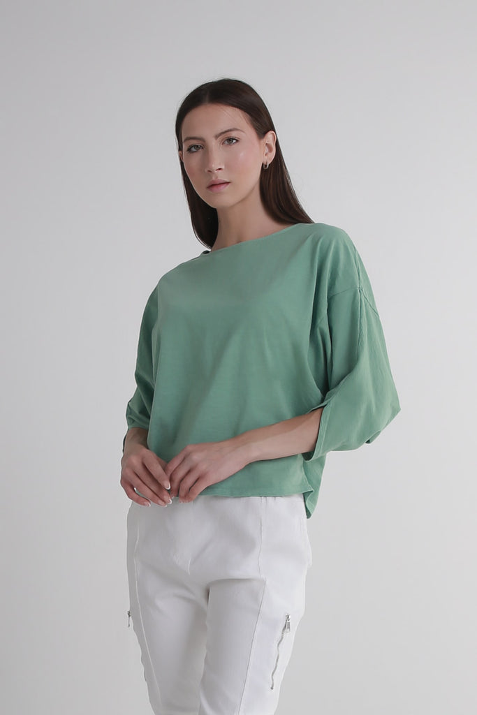 BSS171 324 Lake Omaria SS Batwing Crop Top