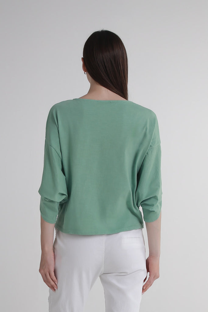 BSS171 324 Lake Omaria SS Batwing Crop Top