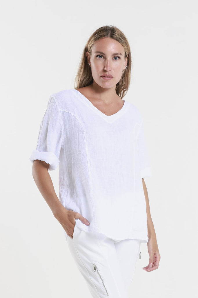 BSS198 100 White Lula SS V-Neck Linen Side Seam Top-1