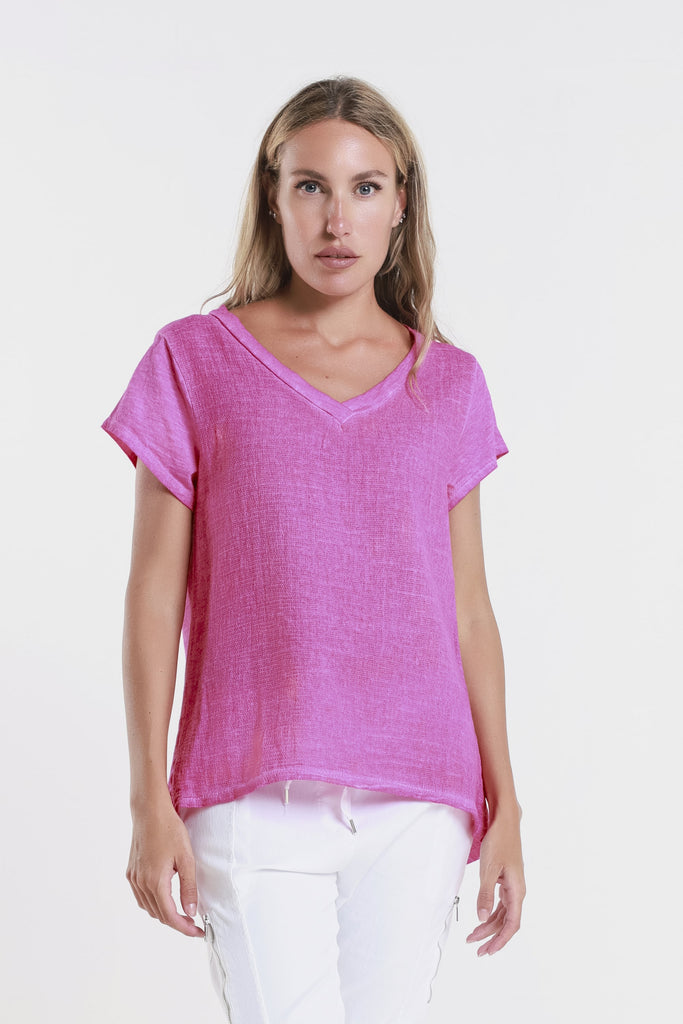 BSS207 673 Fuchsia Enzyme Nola SS Cotton/Linen V-Neck Top