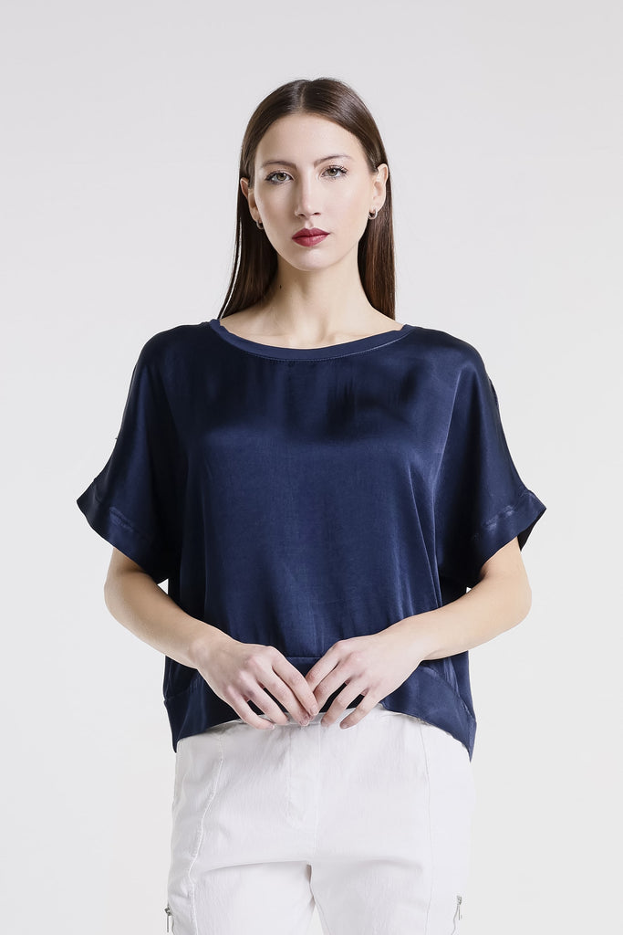 BSS231 409 Navy Serena SS Viscose Sheen Top w/ Band Trim