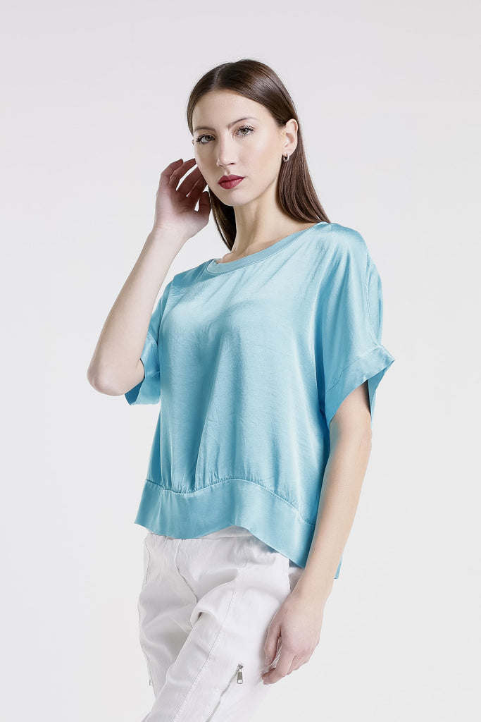 BSS231 440 Turq Serena SS Viscose Sheen Top w/ Band Trim