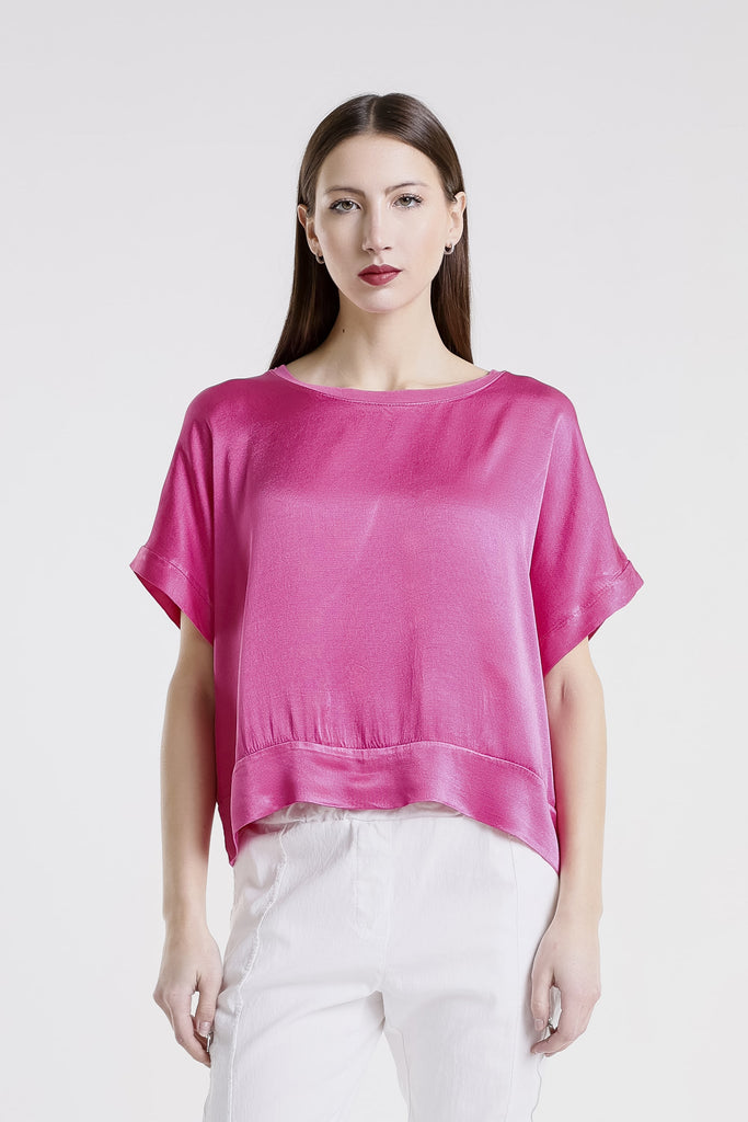 BSS231 672 Fuchsia Serena SS Viscose Sheen Top w/ Band Trim
