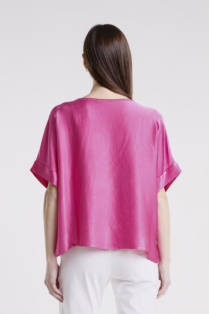 BSS235 672 Fuchsia Venus SS Viscose Sheen Top