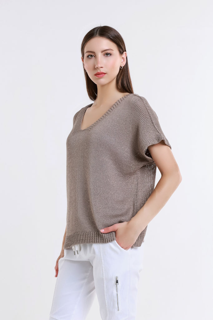 BSS901-210 Taupe Lillian SS V Neck Sweater