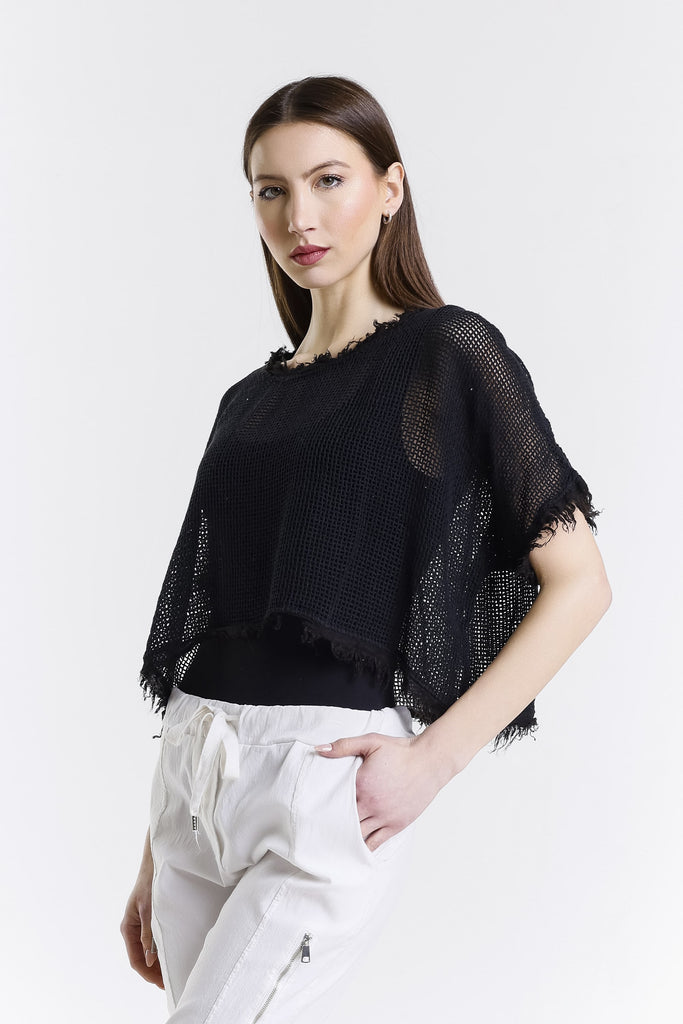 BSS905 001 Black Yvonne SS Linen Fringe Top