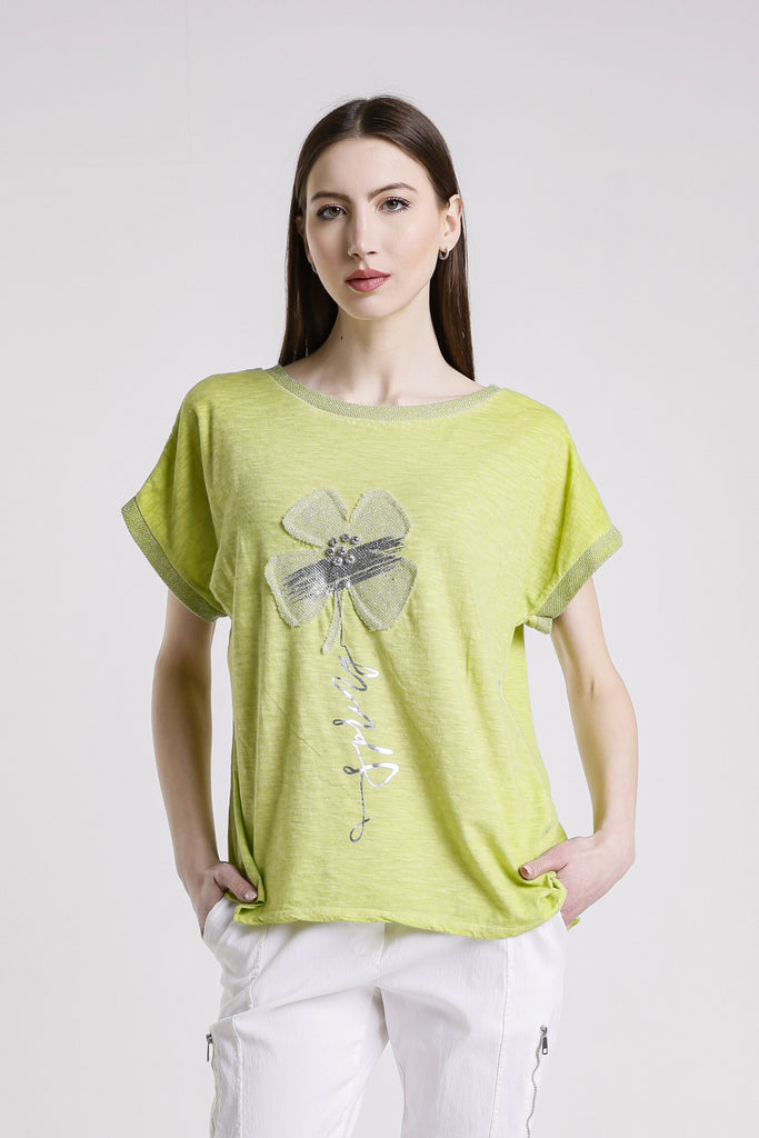 BSS907F 370 Apple Green Flower Vanya SS Applique T-Shirt