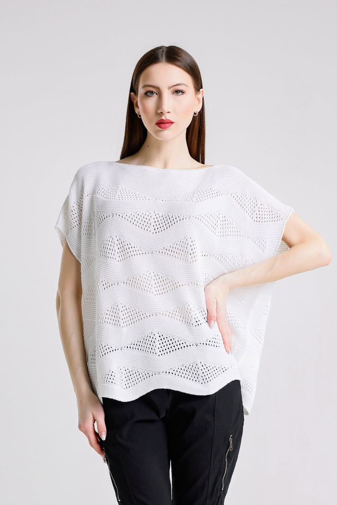 BSS912 100 White Patsy SS Wave Knit Sweater