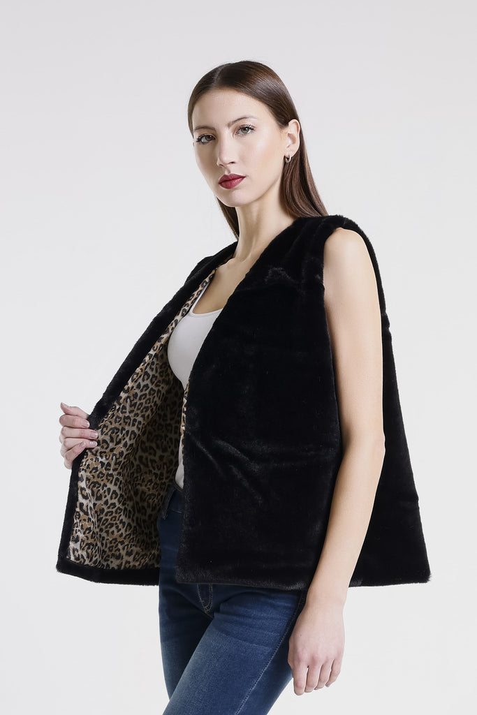 BT501 001 Black Logan Leopard Lined Faux Fur Vest-1