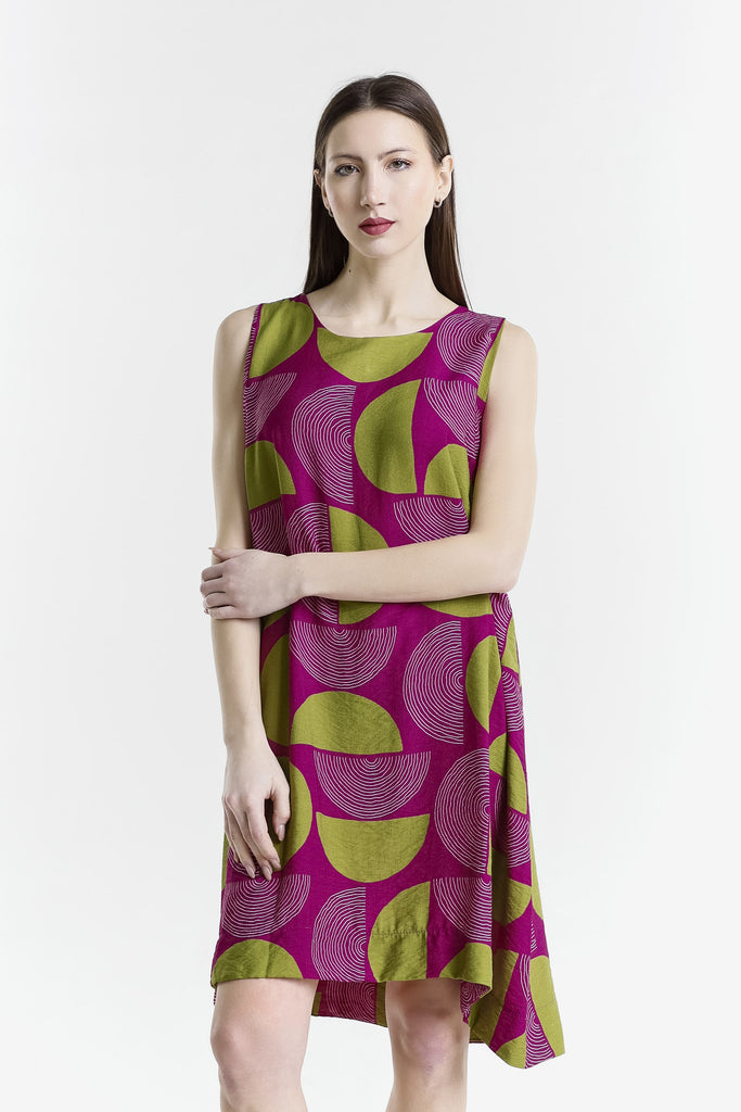 DT225M 699 Magenta Moon Marion Sleeveless Shift Dress
