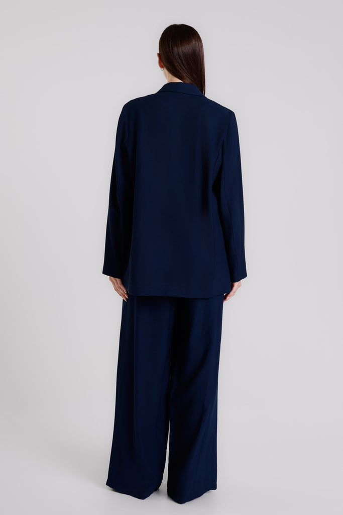 JLS201 409 Navy Carmine Slouchy Blazer