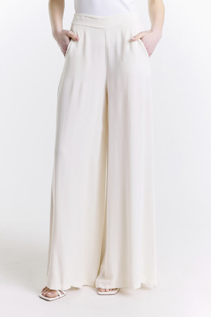 PL220 105 Cream Dottie Wide Leg Crepe Pant