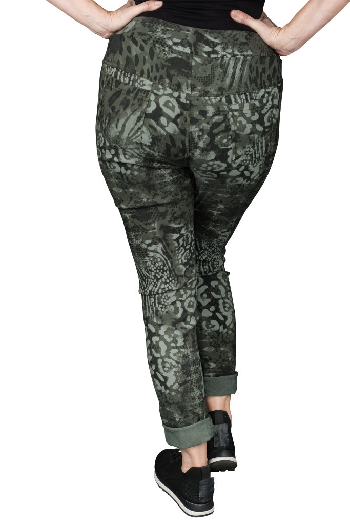 PL703A-303 Army Carrie Multi Animal Print Pant