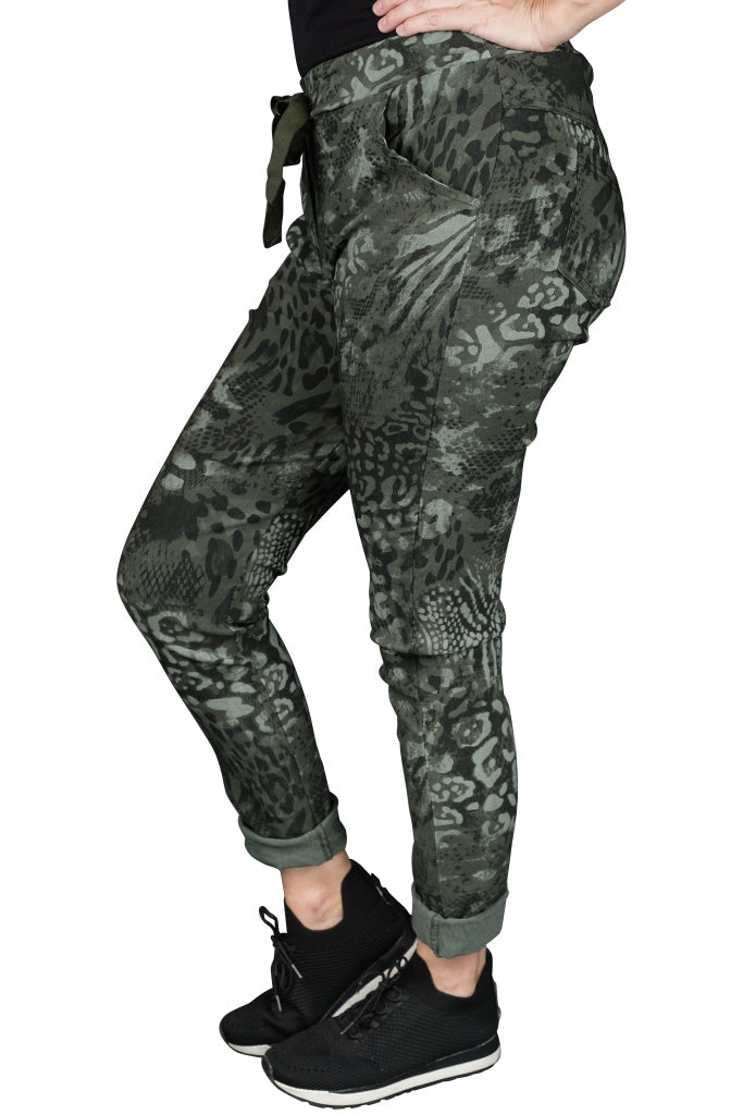 PL703A-303 Army Carrie Multi Animal Print Pant