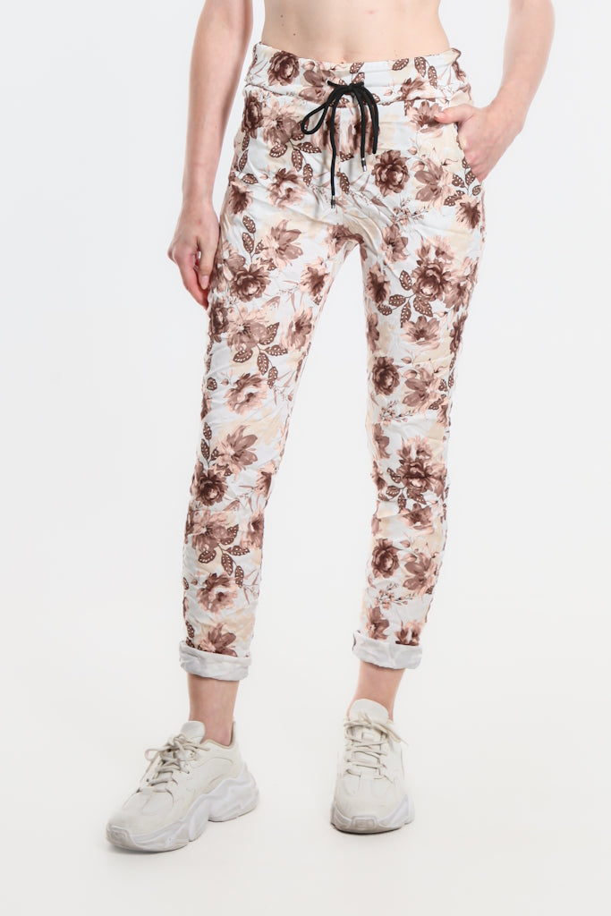 PL712F-258 Camel Izzy Floral Leaves Featherweight Pant