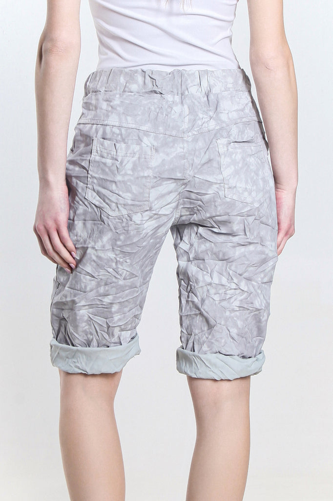 PS106T-020 Gray Tonal Splotch Della Short