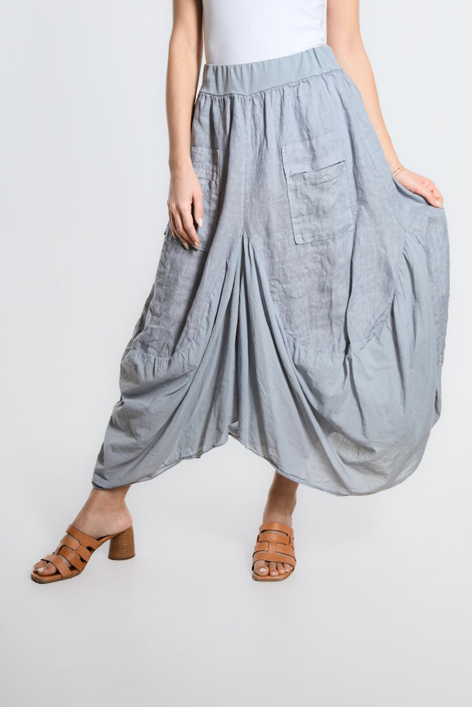SL102W-040 Medium Gray Brenna Cotton/Linen Bunched Pocket Skirt