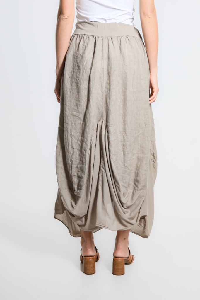 SL102W-210 Taupe Brenna Cotton/Linen Bunched Pocket Skirt