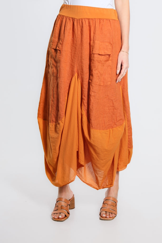 SL102W-225 Rust Brenna Cotton/Linen Bunched Pocket Skirt
