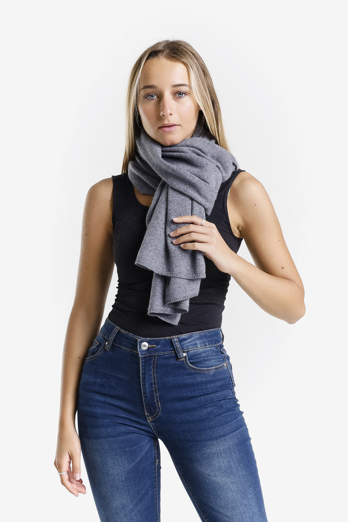 SWE06 040 Medium Gray 100% Italian Crafted Cashmere Ruana-3