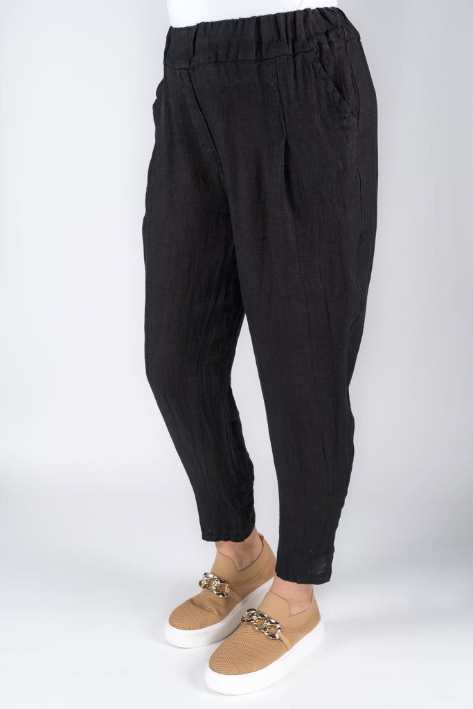 PL184-001 Black Erica Tulip Bottom Linen Pant